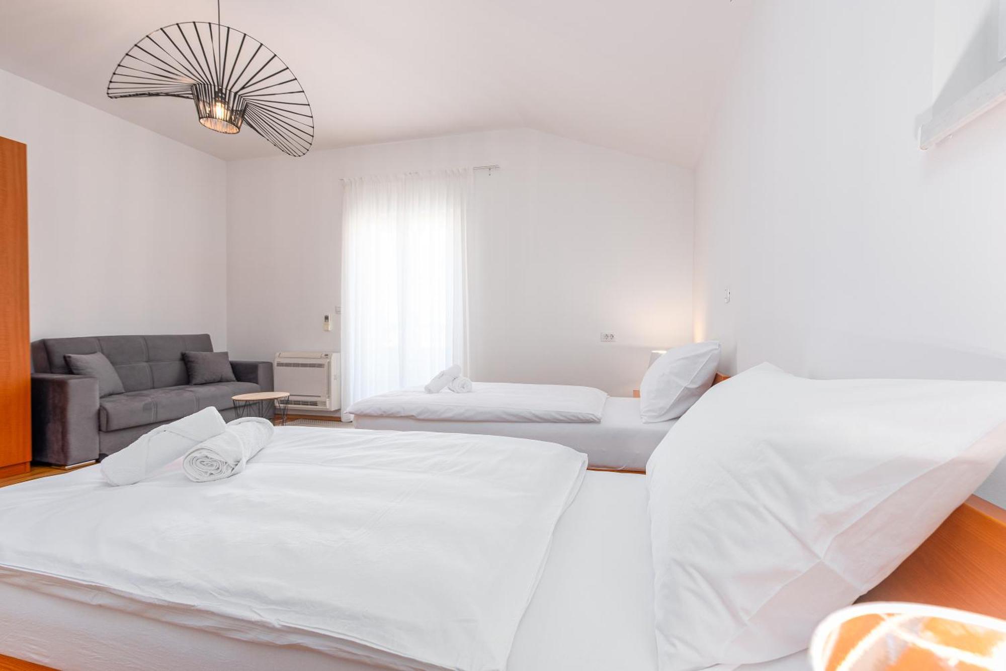 Apartments L&D Биоград на Мору Екстериор снимка