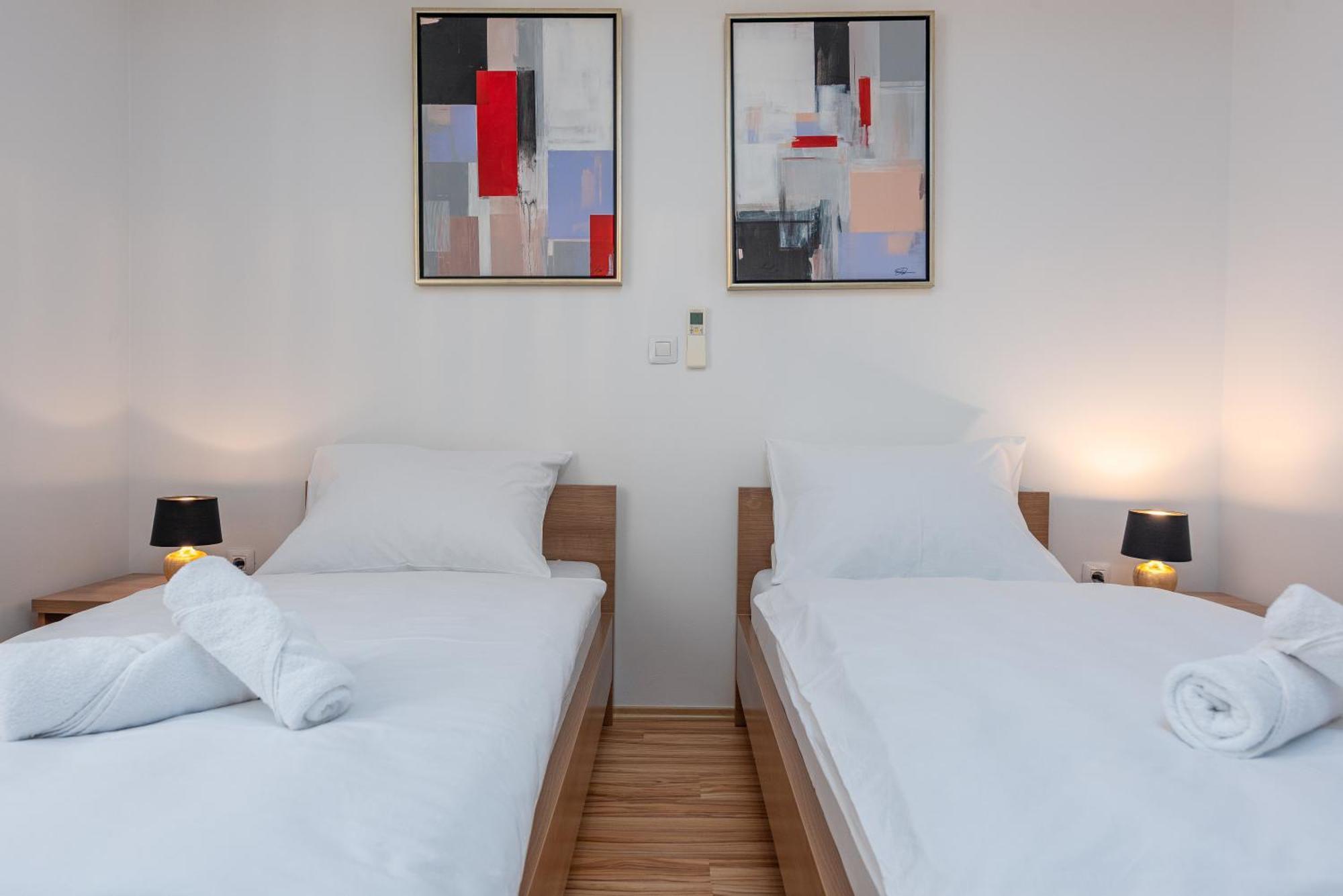 Apartments L&D Биоград на Мору Екстериор снимка