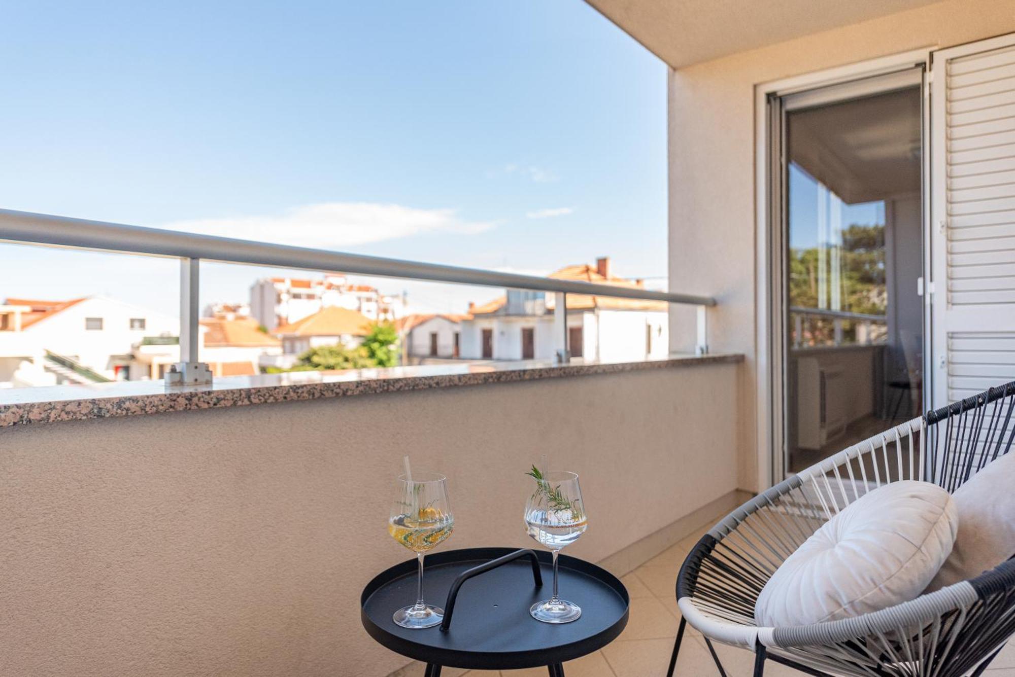 Apartments L&D Биоград на Мору Екстериор снимка